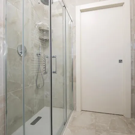 Lägenhet - Nuovo Con Grande Terrazza Privata *